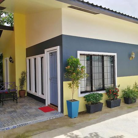טגאיטאי Blue Residence Tagaytay מראה חיצוני תמונה