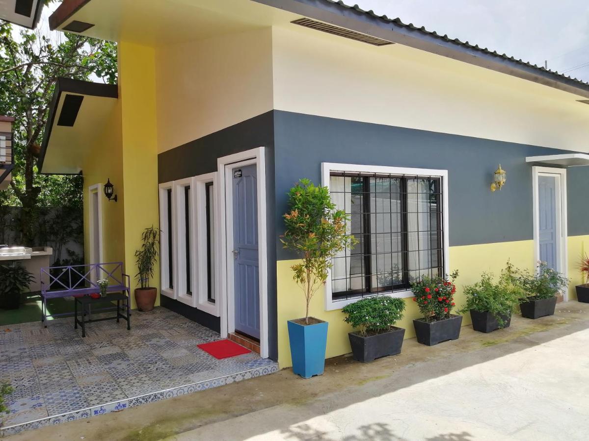 טגאיטאי Blue Residence Tagaytay מראה חיצוני תמונה