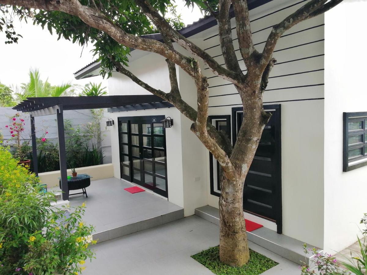 טגאיטאי Blue Residence Tagaytay מראה חיצוני תמונה