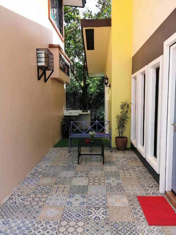 טגאיטאי Blue Residence Tagaytay מראה חיצוני תמונה